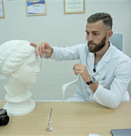 Апоян Айк Нерсесович